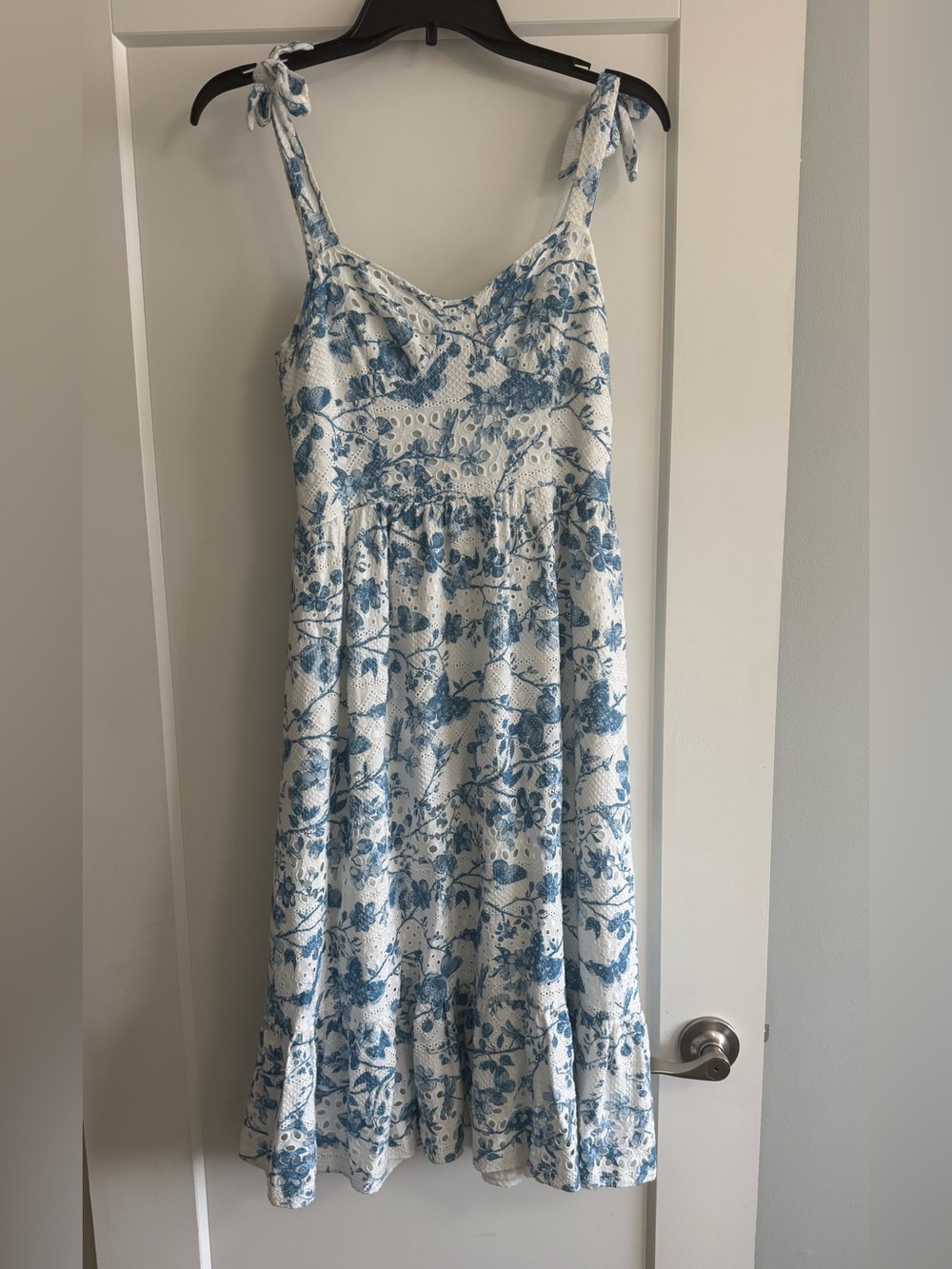 Sophia Rose Floral Eyelet Midi Dress - Picture 4 of 10